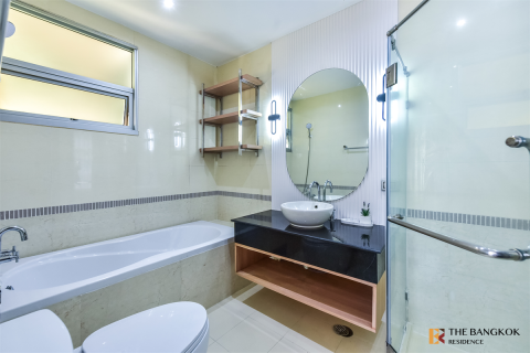Condominio de 2 dormitorios en Bangkok, Tailandia № 184601 - foto 10