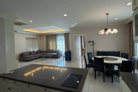 Casa de 4 dormitorios en Bang Phli Yai, Tailandia № 140349 - foto 6