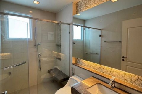 Casa de 4 dormitorios en Bang Phli Yai, Tailandia № 140349 - foto 9