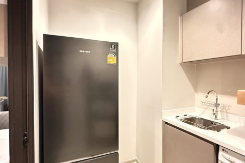 Condominio de 1 dormitorio en Bangkok, Tailandia № 190998 - foto 5