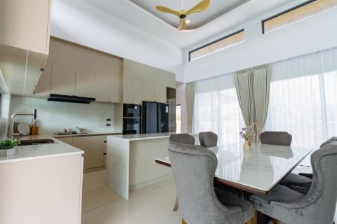 Chalet de 3 dormitorios en Hua Hin, Tailandia № 161450 - foto 6