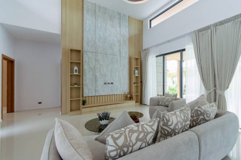 Chalet de 3 dormitorios en Hua Hin, Tailandia № 161450 - foto 4