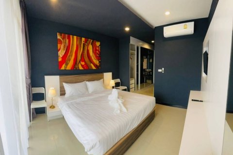 Condo in Phuket, Thailand, 2 bedrooms № 161453 - photo 8