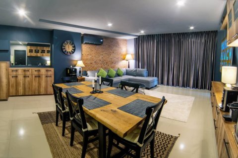 Condo in Phuket, Thailand, 2 bedrooms № 161453 - photo 5