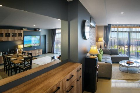 Condo in Phuket, Thailand, 2 bedrooms № 161453 - photo 6