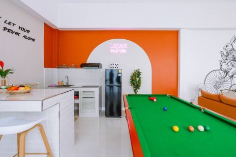 Chalet de 3 dormitorios en Hua Hin, Tailandia № 161452 - foto 5