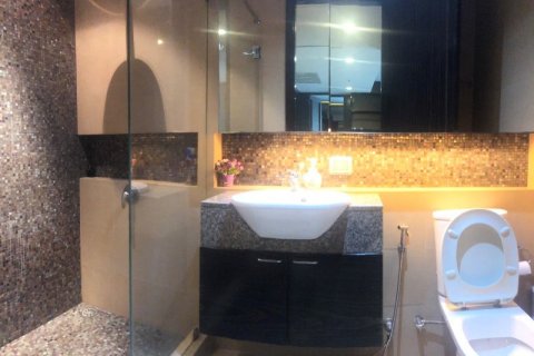 Condominio de 2 dormitorios en Bangkok, Tailandia № 66498 - foto 9