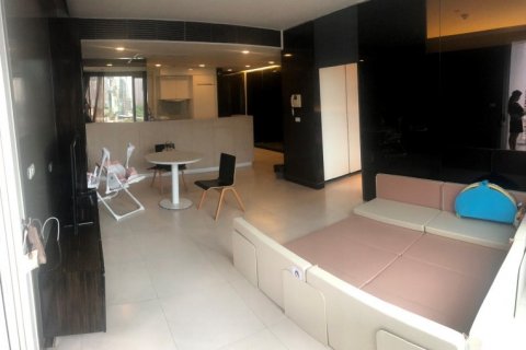 Condominio de 2 dormitorios en Bangkok, Tailandia № 66498 - foto 3