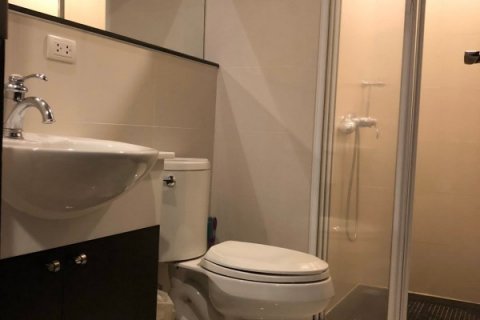 Condominio de 2 dormitorios en Bangkok, Tailandia № 66499 - foto 10