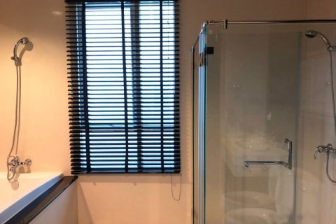 Condominio de 2 dormitorios en Bangkok, Tailandia № 66499 - foto 16