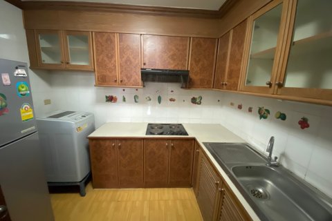 Condominio de 2 dormitorios en Bangkok, Tailandia № 143523 - foto 4