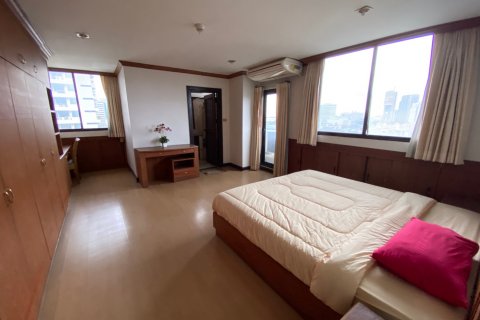 Condominio de 2 dormitorios en Bangkok, Tailandia № 143523 - foto 5