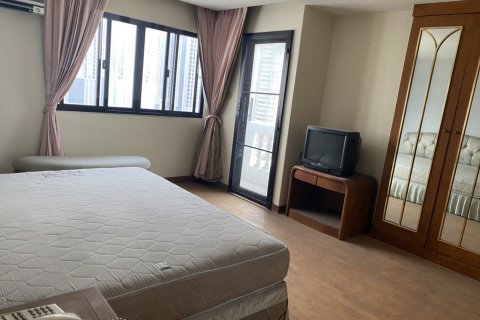 Condominio de 2 dormitorios en Bangkok, Tailandia № 143521 - foto 10