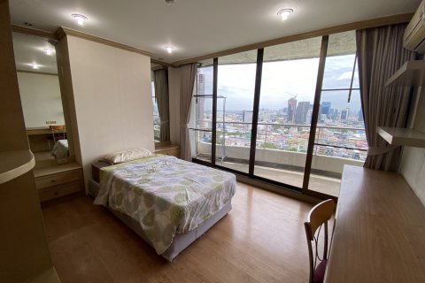 Condominio de 2 dormitorios en Bangkok, Tailandia № 143526 - foto 14