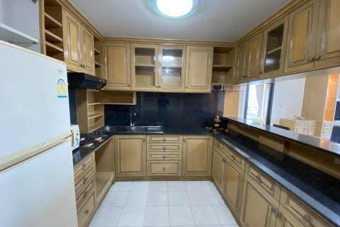 Condominio de 2 dormitorios en Bangkok, Tailandia № 143526 - foto 6