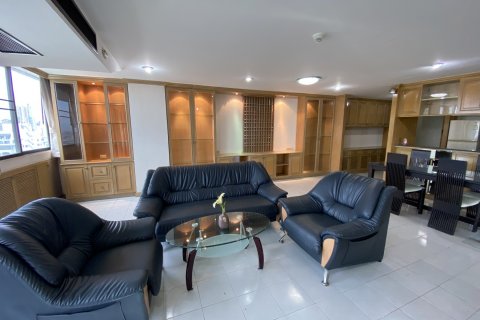 Condominio de 2 dormitorios en Bangkok, Tailandia № 143526 - foto 4