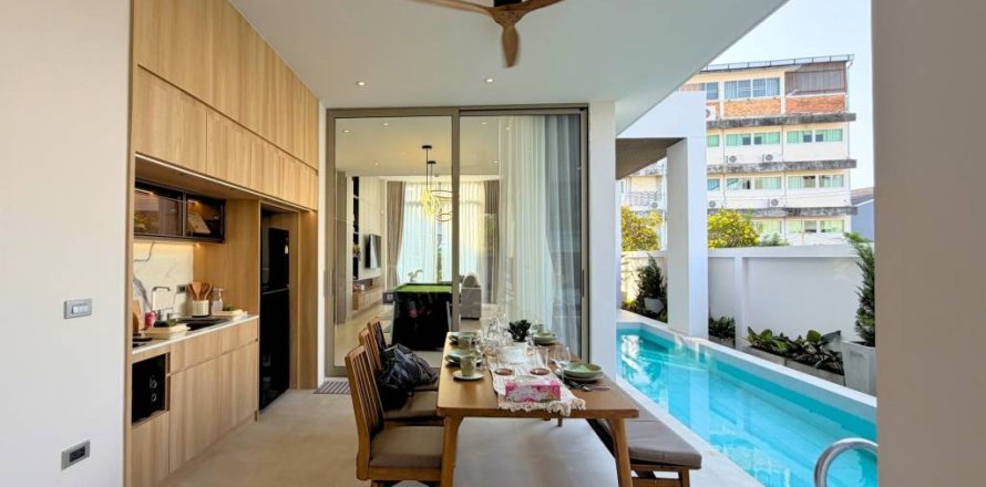 Chalet de 4 dormitorios en Pattaya, Tailandia № 162308