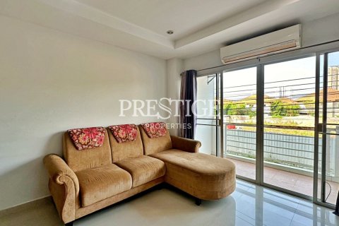 Condominio de 2 dormitorios en Pattaya, Tailandia № 209104 - foto 2