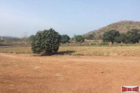 Terreno 6000 m2 en Hua Hin, Tailandia № 202856 - foto 4