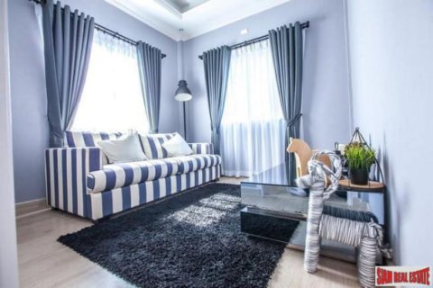 Casa de 3 dormitorios en Pattaya, Tailandia № 202859 - foto 4
