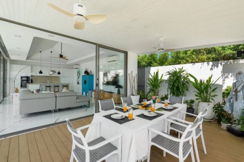 Chalet de 3 dormitorios en Surat Thani, Tailandia № 150431 - foto 8