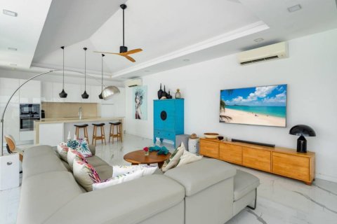 Chalet de 3 dormitorios en Surat Thani, Tailandia № 150431 - foto 9
