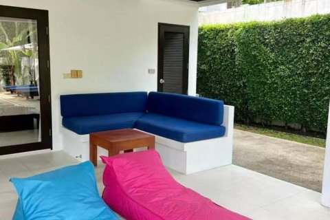 Villa in Surat Thani, Thailand 3 bedrooms № 150429 - photo 8