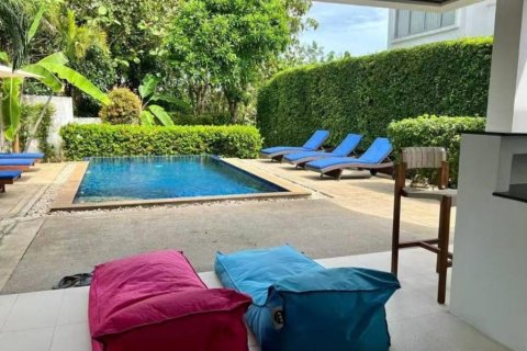 Villa in Surat Thani, Thailand 3 bedrooms № 150429 - photo 3