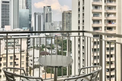 Condominio de 2 dormitorios en Watthana, Bangkok, Tailandia № 200740 - foto 10