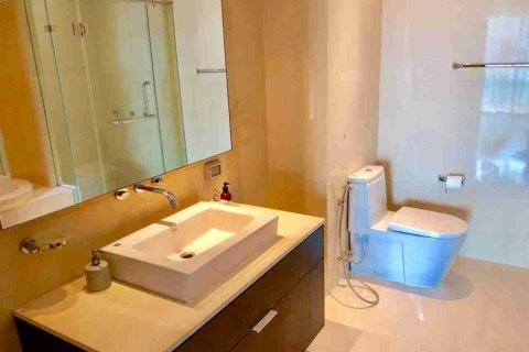 Condo à Bangkok, Thaïlande, 2 chambres  № 184118 - photo 8
