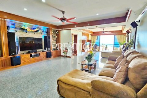 Condominio de 2 dormitorios en Pattaya, Tailandia № 198416