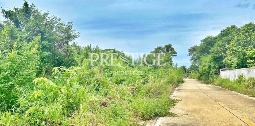 Terrain à Pattaya, Thaïlande 10108 m2 № 198415