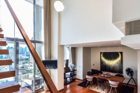 Dúplex de 1 dormitorio en Bangkok, Tailandia № 117297 - foto 2