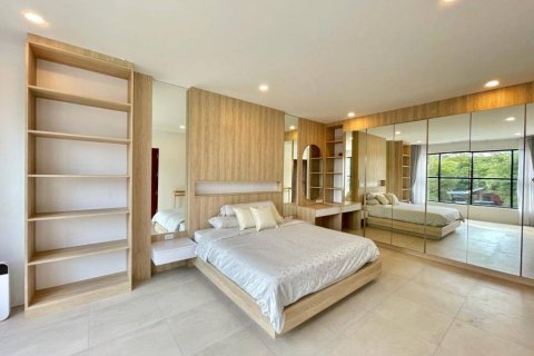 Chalet de 4 dormitorios en Phuket, Tailandia № 117295 - foto 7