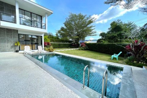 Chalet de 4 dormitorios en Phuket, Tailandia № 117295 - foto 2