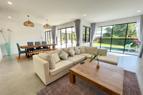 Chalet de 4 dormitorios en Phuket, Tailandia № 117295 - foto 3