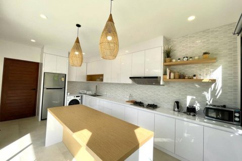 Chalet de 4 dormitorios en Phuket, Tailandia № 117295 - foto 5