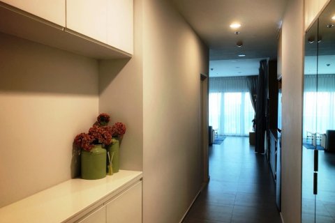 Condominio de 2 dormitorios en Bangkok, Tailandia № 66775 - foto 8