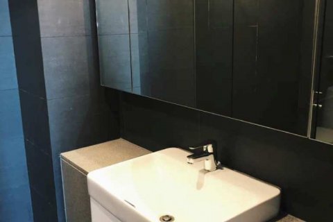 Condominio de 2 dormitorios en Bangkok, Tailandia № 66777 - foto 5
