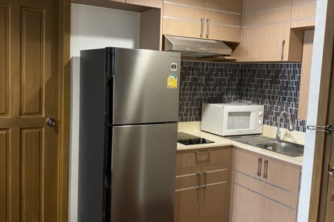 Condominio de 2 dormitorios en Bangkok, Tailandia № 143287 - foto 10
