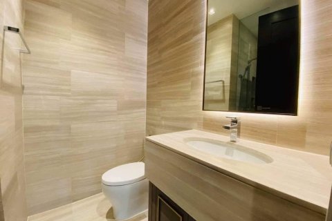 Condo in Bangkok, Thailand, 2 bedrooms № 143283 - photo 7