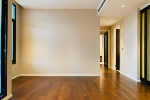 Condo in Bangkok, Thailand, 2 bedrooms № 143283 - photo 3