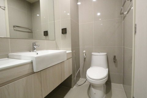 Condominio de 1 dormitorio en Bangkok, Tailandia № 143286 - foto 7