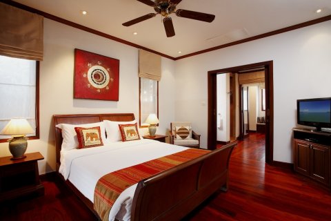 Casa de 4 dormitorios en Bang Tao, Tailandia № 3535 - foto 7