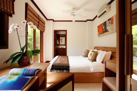 Casa de 4 dormitorios en Bang Tao, Tailandia № 3535 - foto 5
