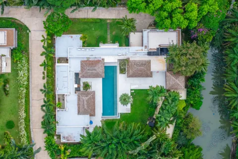 Villa auf Layan Beach, Thailand 5 Schlafzimmer № 190660