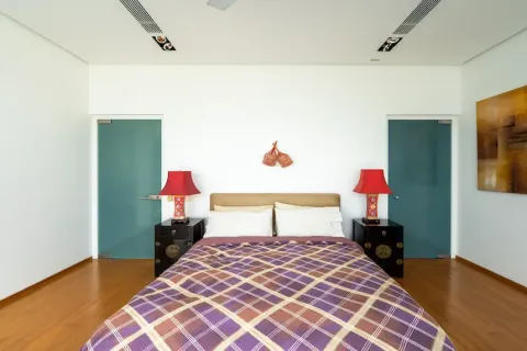 Chalet de 4 dormitorios en Pa Klok, Tailandia № 190655 - foto 16