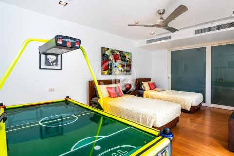 Chalet de 4 dormitorios en Pa Klok, Tailandia № 190655 - foto 12
