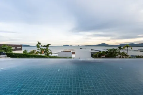 Chalet de 4 dormitorios en Pa Klok, Tailandia № 190655 - foto 27