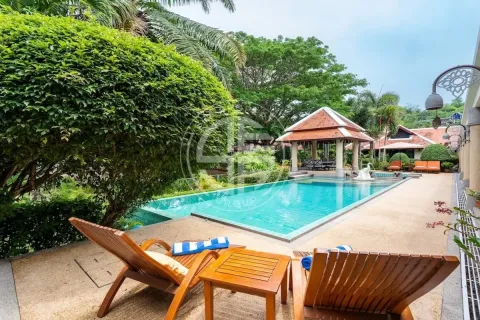 Villa auf Nai Harn Beach, Thailand 4 Schlafzimmer № 190658